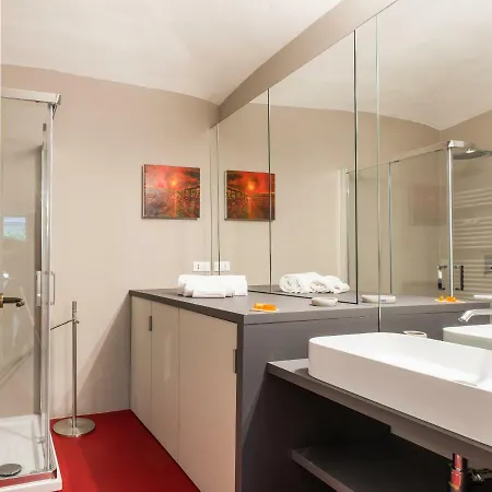 Comfort For Groups & Families In Center