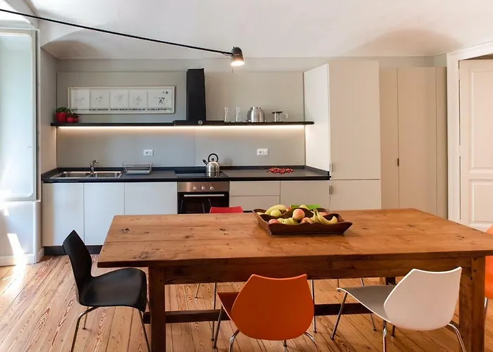 Comfort For Groups & Families In Center Torino